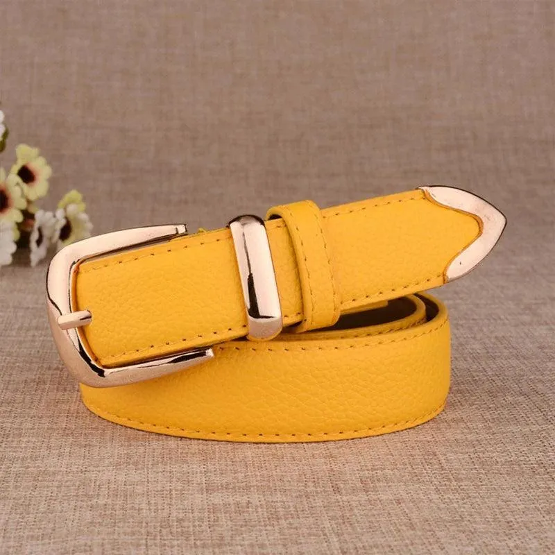 Elegant Genuine Leather Belt with Stylish Gold Buckle: Versatile Sophistication