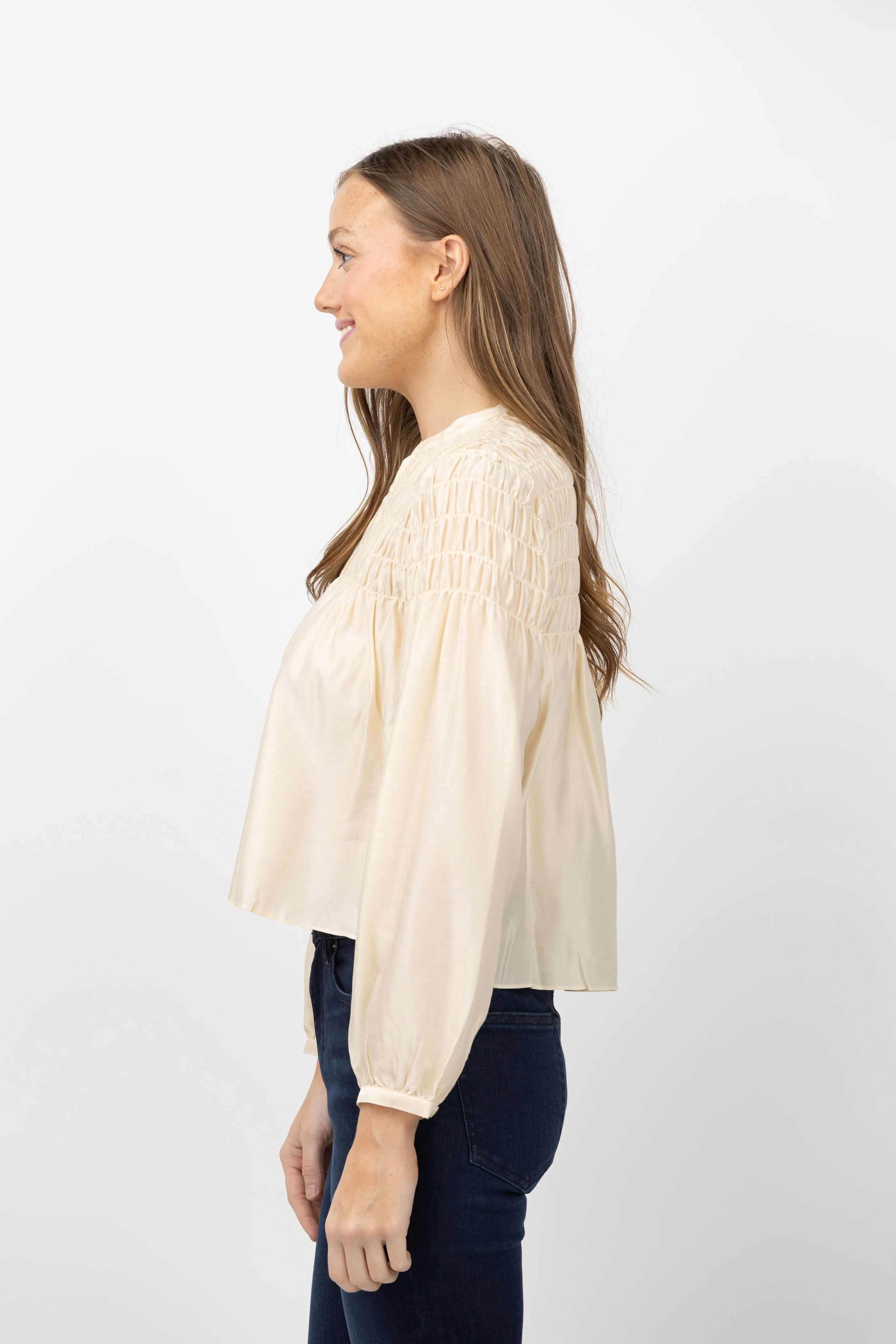 Frame Smock Collarless in Champagne