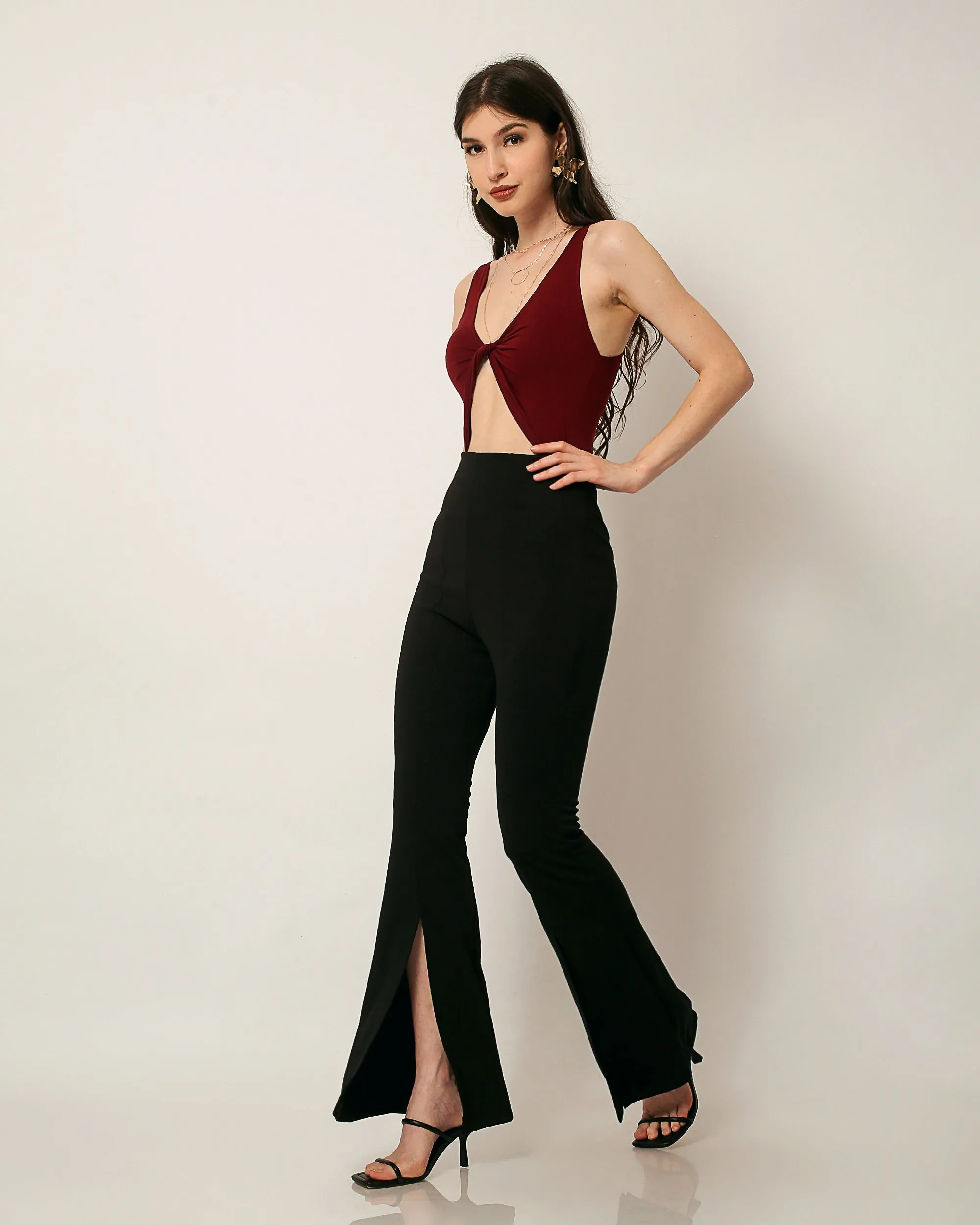 Ned Highwaisted Bell Bottom Pants in Black