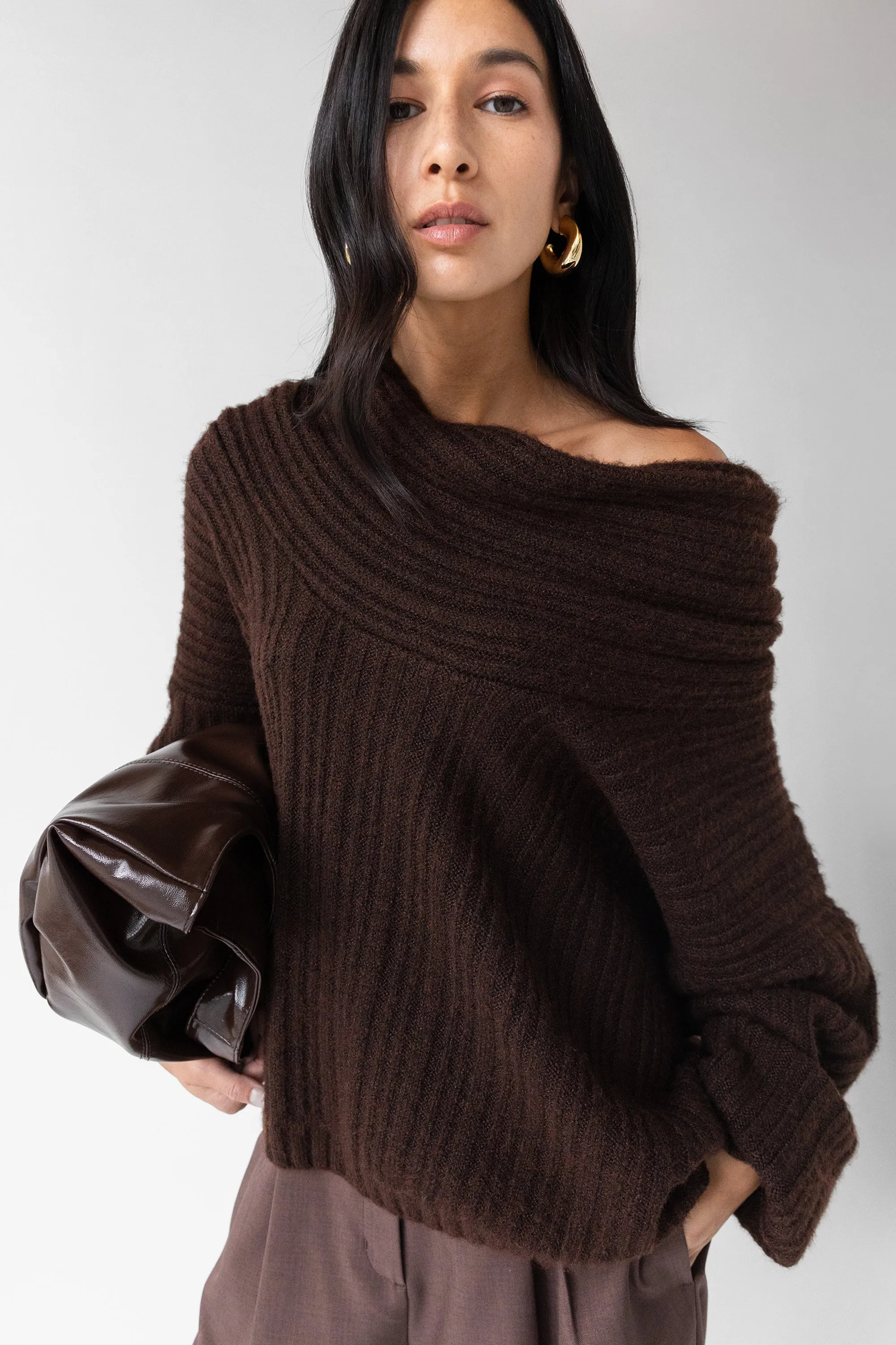 OVERSIZED SLOUCHY OFF THE SHOULDER SWEATER